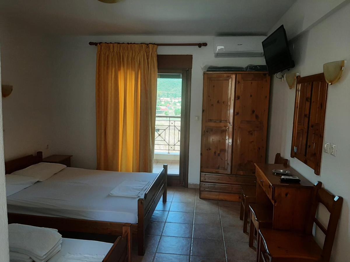 Hotel Kosmas Сарти Екстериор снимка