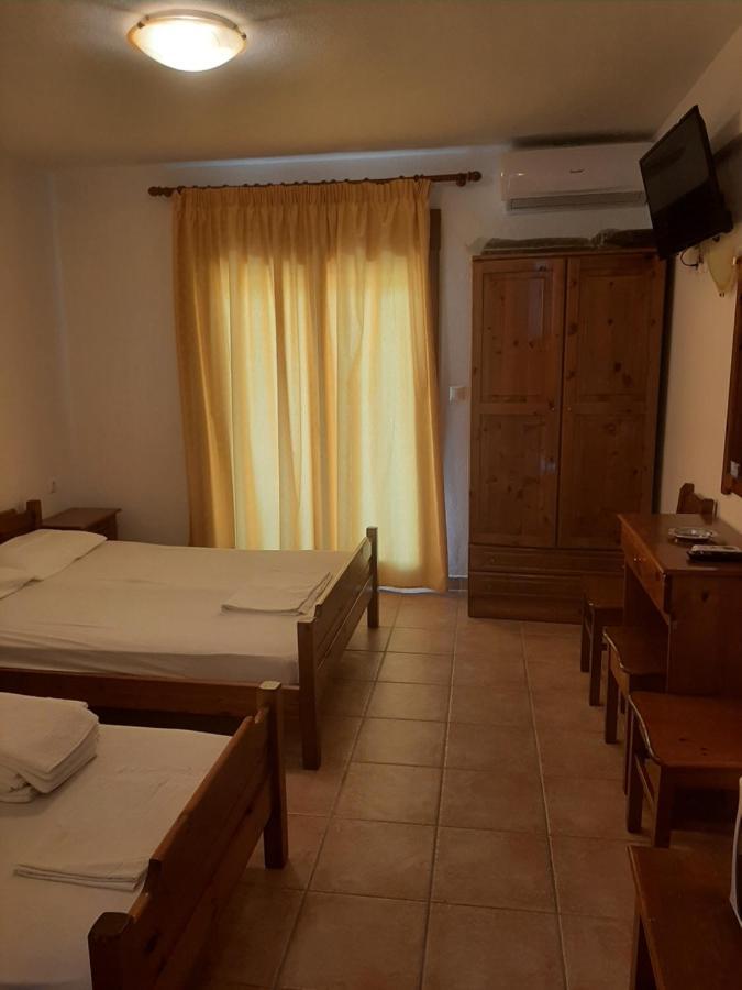 Hotel Kosmas Сарти Екстериор снимка