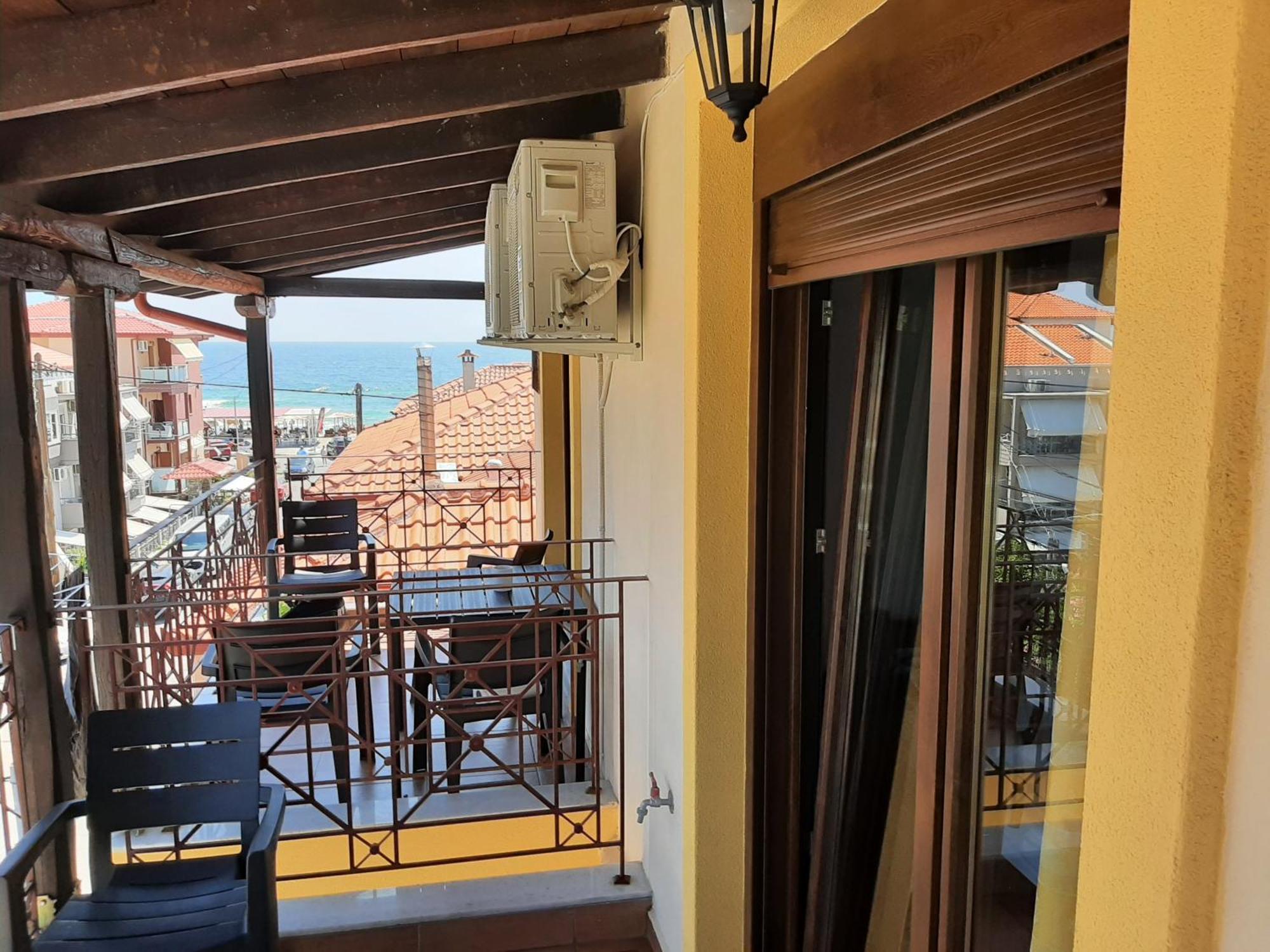 Hotel Kosmas Сарти Стая снимка
